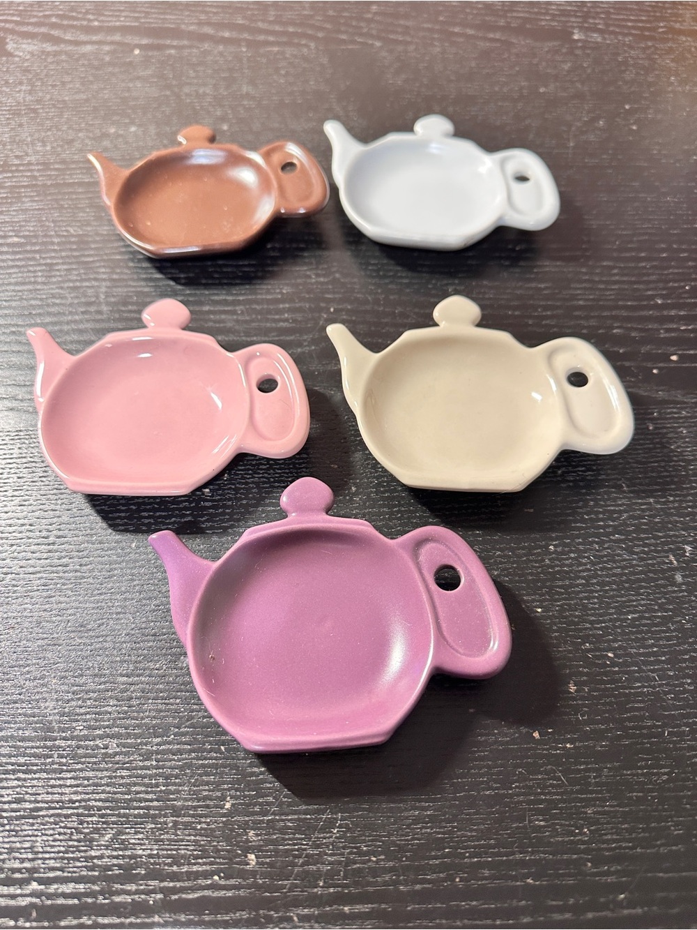 Vintage Chantal Set Of 5 Tea Bag,  Tea Strainer, Spoon Rest Coozie Stoneware